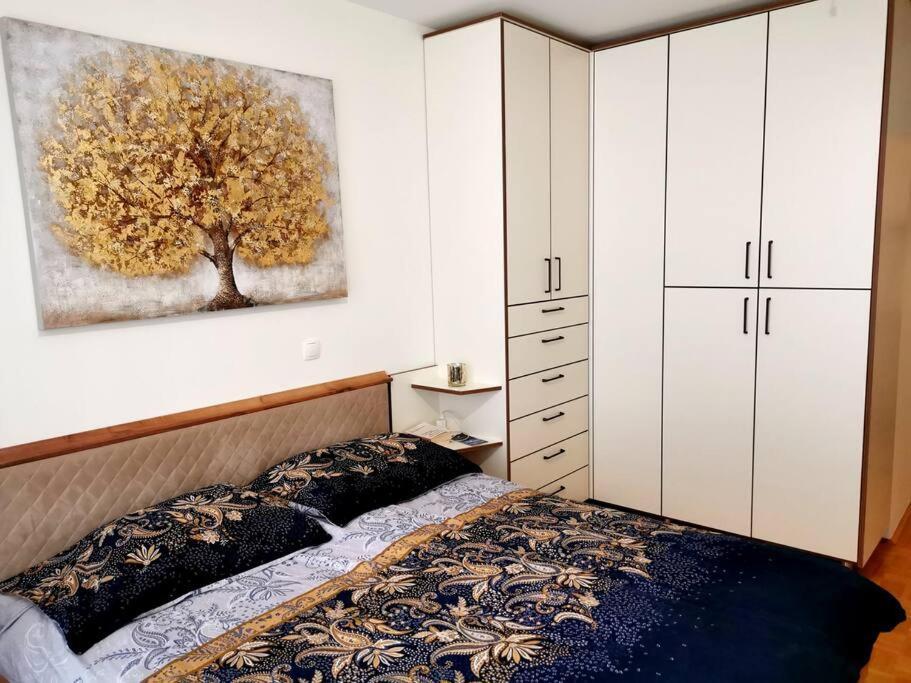 Cozy Apartment Ljubljana With Free Parking And Balcony Bagian luar foto
